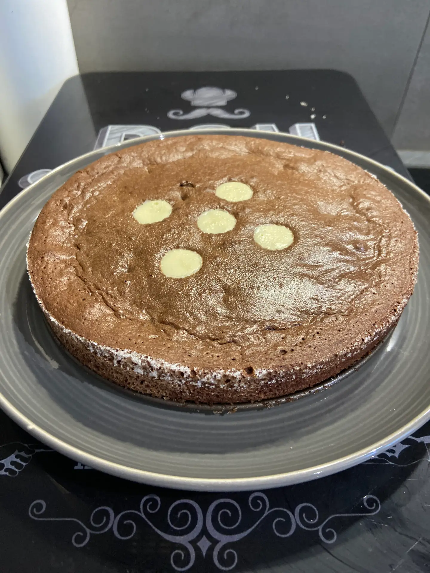 Moelleux au chocolat noir artisanal : tradition et qualité des Deux-Sèvres